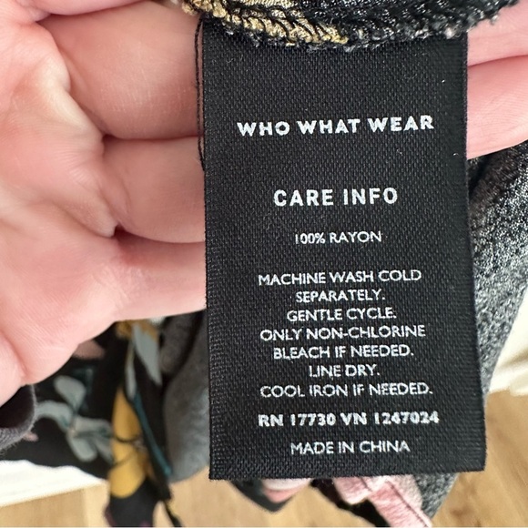 Who What Wear Women’s Sleeveless Button Front Black Floral Dress Sz 2X GUC - Picture 7 of 9